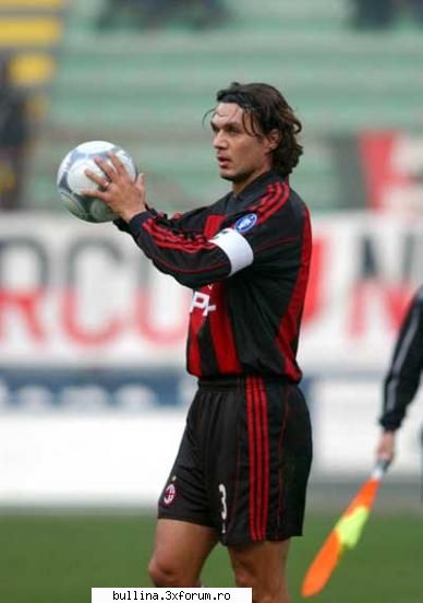 . poze cu fotbalisti si echipe!!