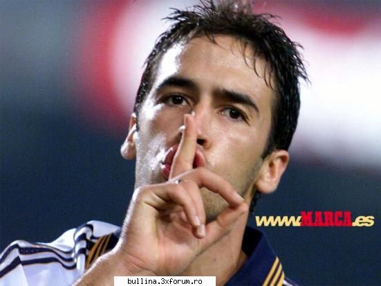. poze cu fotbalisti si echipe!!